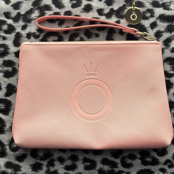 Authentic Pandora Me Clutch/Jewelry Holder Millie Bobby Brown with charm - Picture 1 of 5
